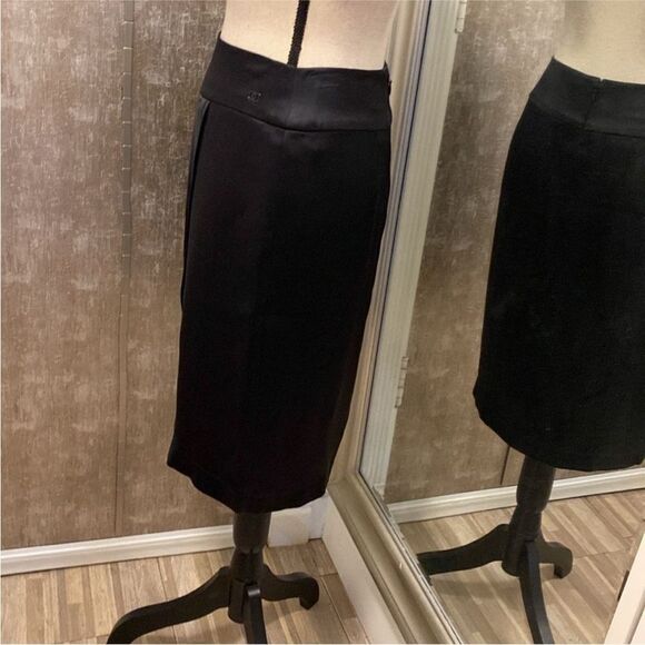 Chanel 100%  tulip skirt, US4 - Picture 5 of 10